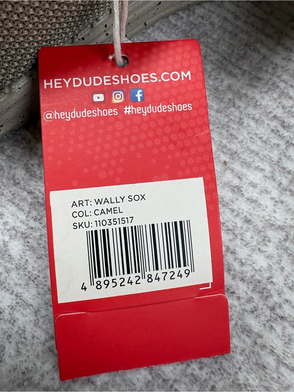 NWT Hey Dude Wally Sox Camel Shoes
Men Size 15 Gray Vaca Beach Breathable - Picture 10 of 10